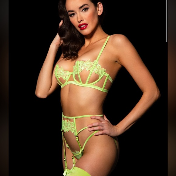 AMELIE LIME
SUSPENDER - Picture 9 of 14